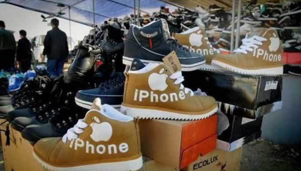 Ser inte de här iPhone-skorna ganska sköna ut? Ser inte de här iPhone-skorna ganska sköna ut?